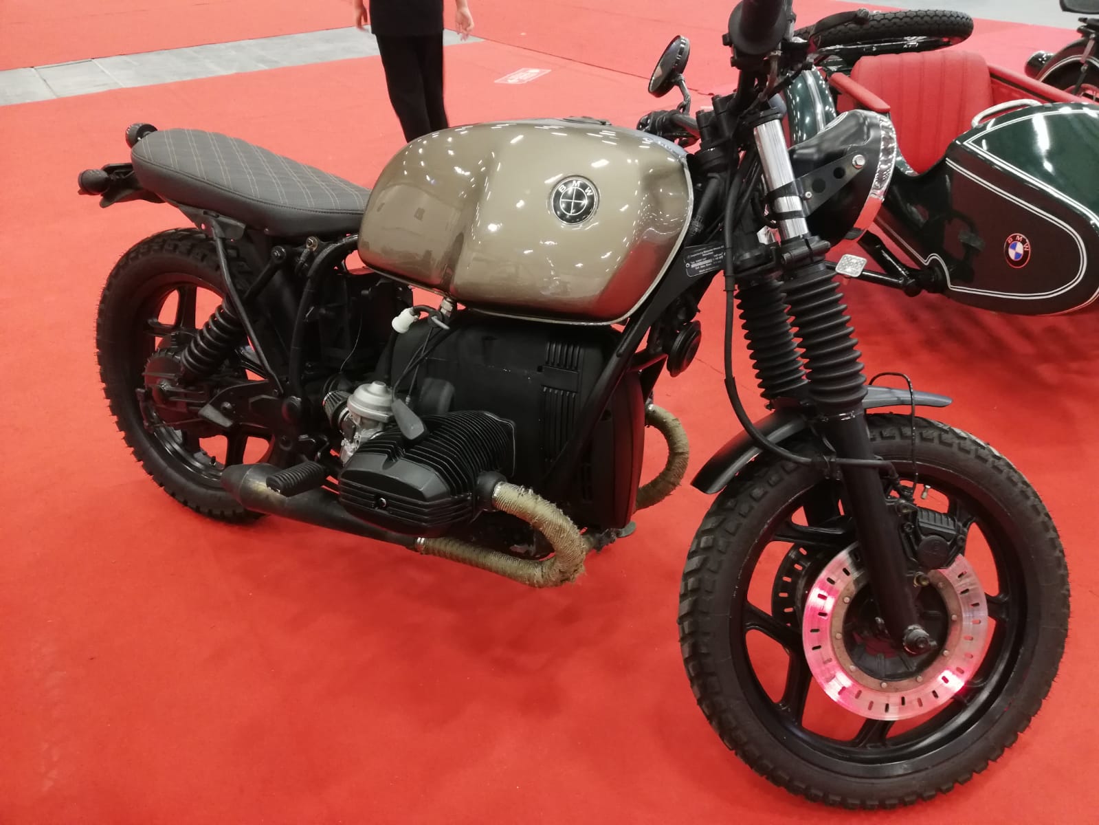 3acaf4a2-fb79-4747-9d31-9f28eeade7b9