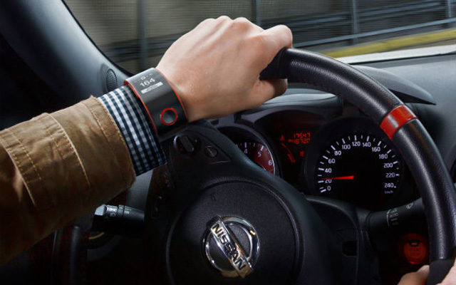 Akıllı Saat İle Araba Kontrolü